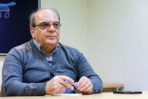 پیش بینی عباس عبدی از کناره گیری کاندیداهای اصولگرا به نفع قالیباف/ بازی تمام می شود؟